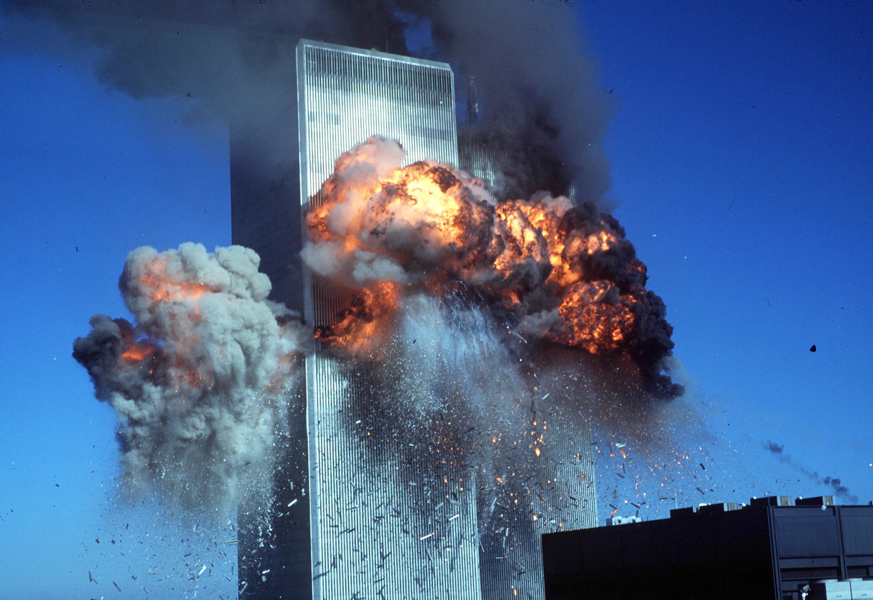 Нападение башен. Всемирный торговый центр 11 сентября 2001.